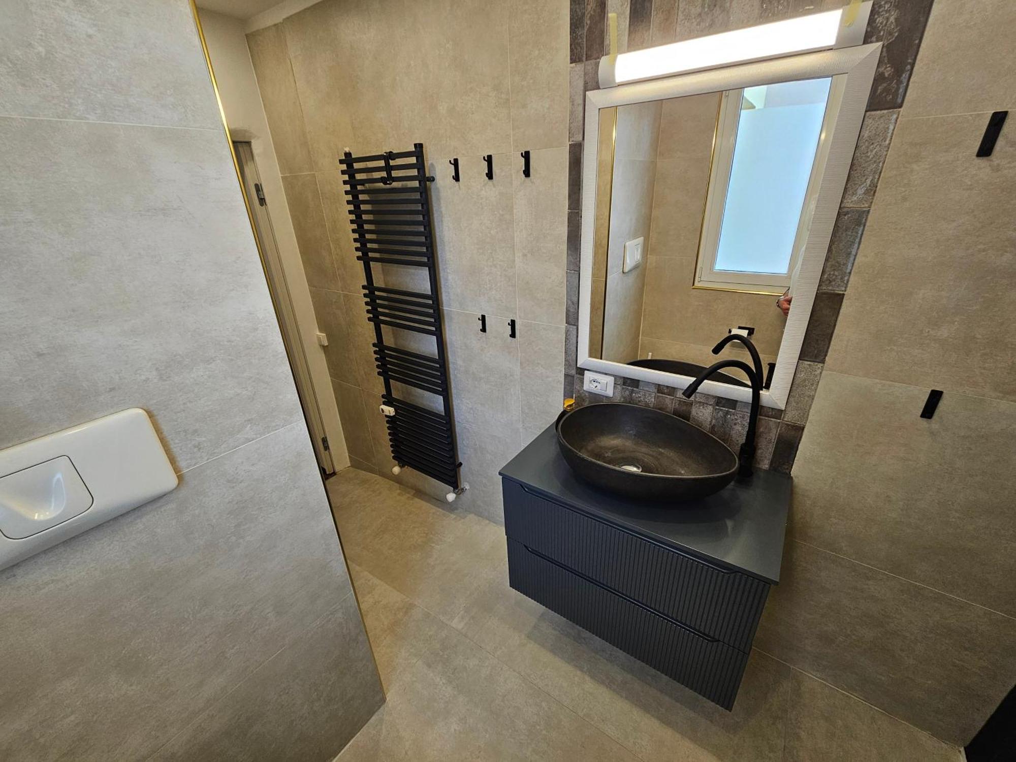 Exclusive Top Floor 2-Bedroom Flat Milano Exterior foto