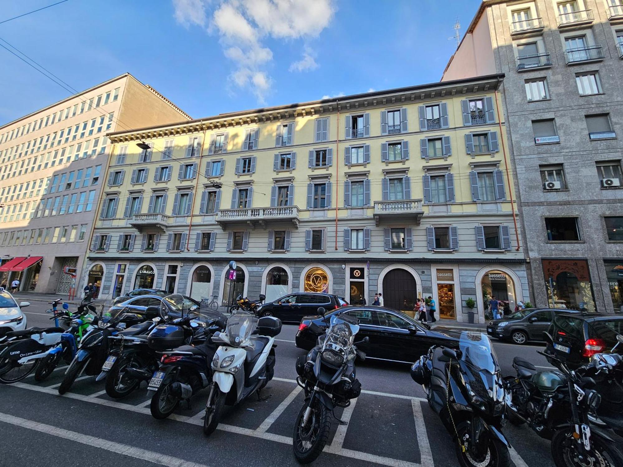 Exclusive Top Floor 2-Bedroom Flat Milano Exterior foto