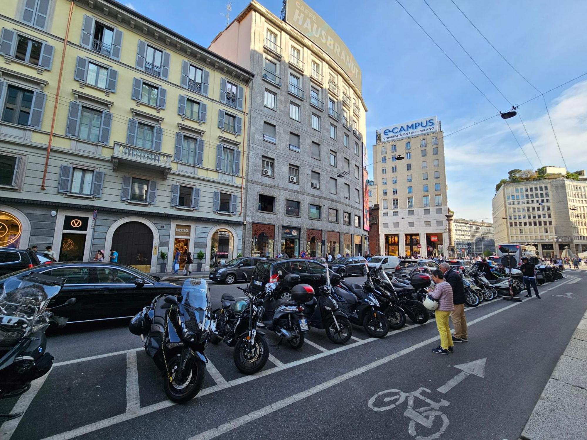 Exclusive Top Floor 2-Bedroom Flat Milano Exterior foto