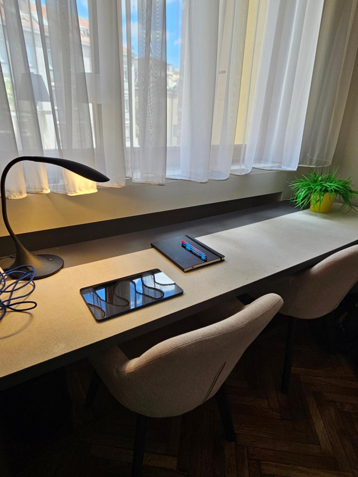 Exclusive Top Floor 2-Bedroom Flat Milano Exterior foto